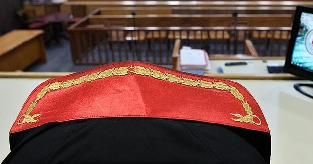 Kendisini aldattığını düşünüp karısını öldüren sanık tahliye edildi