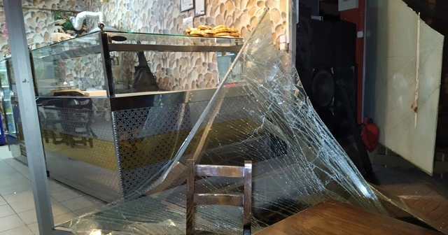 Küçükçemece’de iş yerinde tüp patladı: 1 yaralı