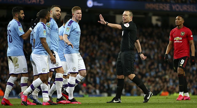 Manchester derbisinde City adını finale yazdırdı