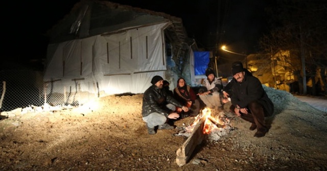 Meteoroloji, deprem bölgesinde hava sıcaklığının artış göstereceğini duyurdu