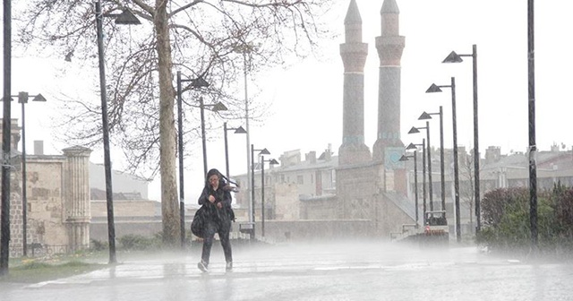 Meteorolojiden 5 il için yağış ve fırtına uyarısı