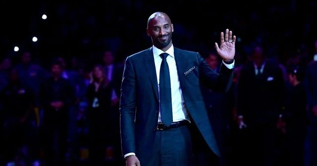 NBA efsanesi Kobe Bryant helikopter kazasında hayatını kaybetti