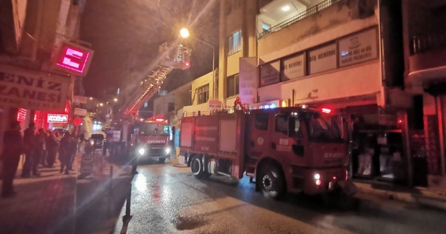 Samandağ’da ev yangını korkuttu