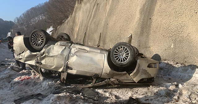 Şarampole devrilen otomobilin sürücüsü öldü