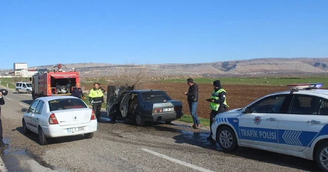 Seyir halindeki aracın motoru yandı