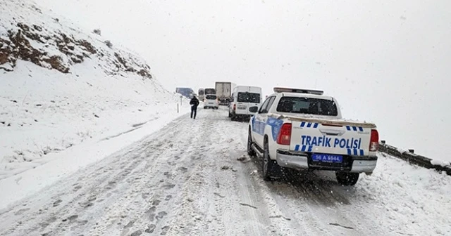 Siirt-Batman kara yolu ulaşıma kapandı