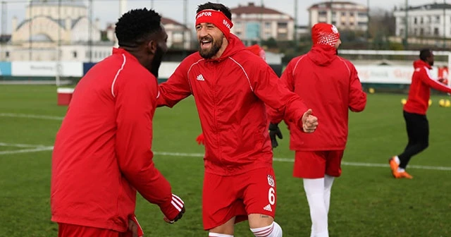 Sivasspor’da neşeli idman