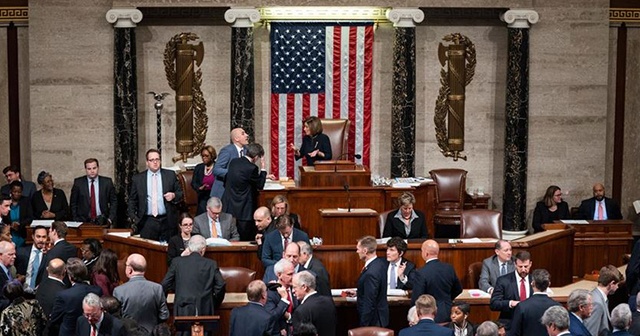 Temsilciler Meclisi Trump&#039;a yönelik azil maddelerinin Senatoya gönderilmesini yarın oylayacak