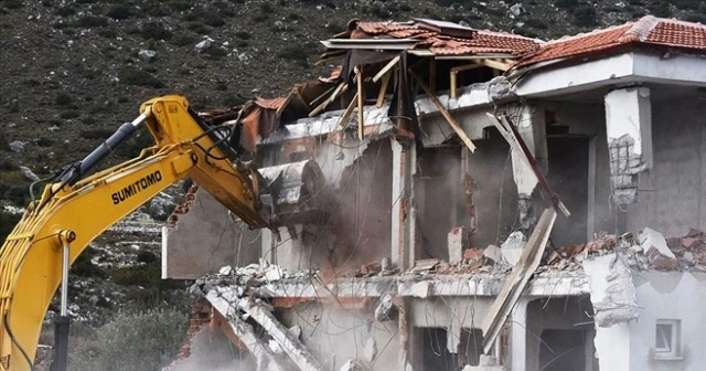 Turizm merkezlerinde 'kaçak yapıya' geçit yok