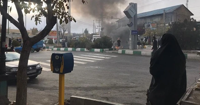 ''Protestolara katılan' anne ve oğluna 15 yıl hapis