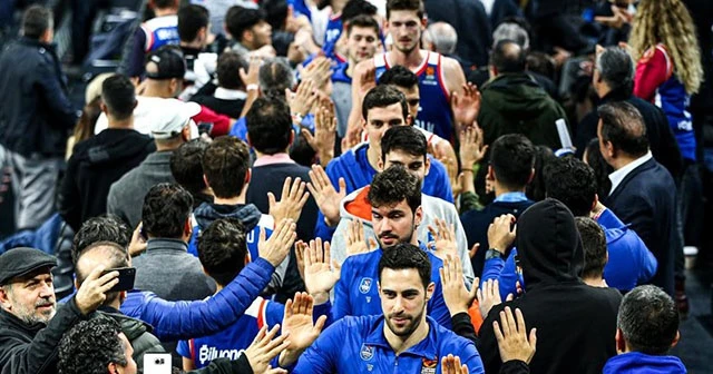 Anadolu Efes'te yeni sezon kombineleri satışa çıktı