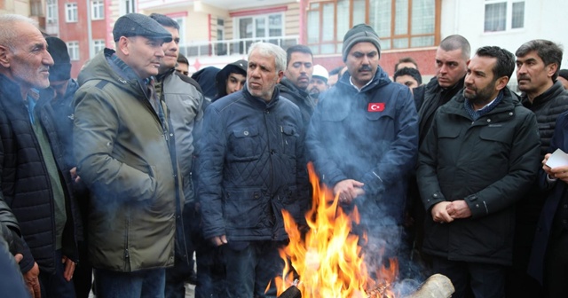 Bakanlar Soylu ve Kurum Elazığ&#039;da çalışmalarını sürdürüyor