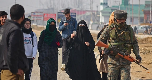 Cammu Keşmir'de çatışma: 3 ölü