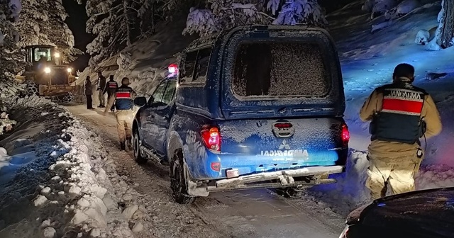 Çığ altında kalan işçinin cesedine ulaşıldı