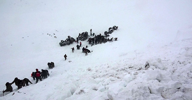 Çığ felaketinde can kaybı 41&#039;e yükseldi