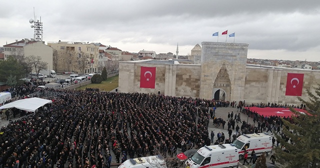 Çığda şehit düşen Aksaraylı asker son yolculuğuna uğurlandı