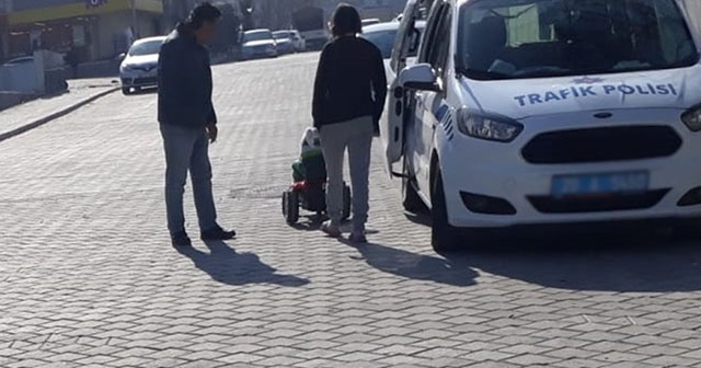 Denizli&#039;de motosikletin devrildiği kazada polis memuru hayatını kaybetti