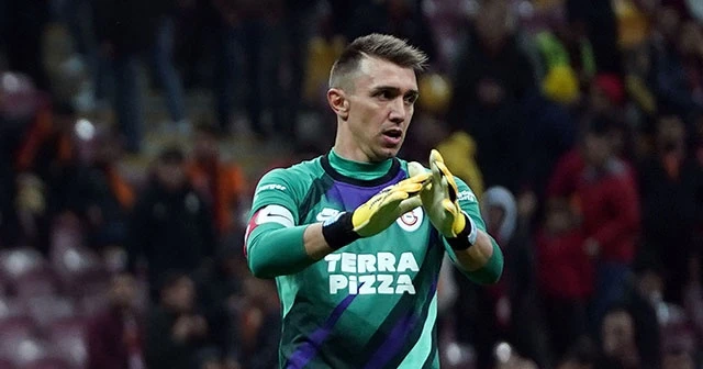 Derbinin en deneyimlisi Muslera