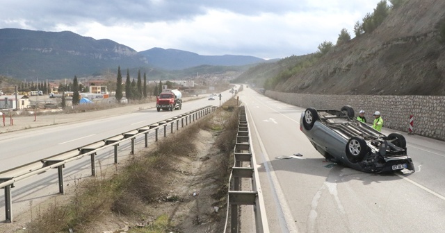 Devrilen otomobil 90 metre sürüklendi: 1 yaralı