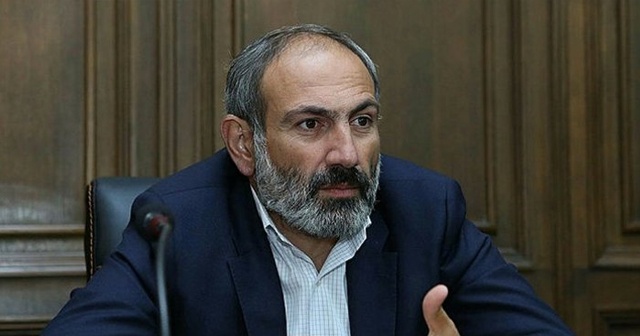 Ermenistan Başbakanı Nikol Paşinyan ülkesinde alay konusu oldu