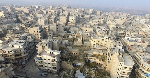 Esad rejimi anlaşmalara rağmen İdlib&#039;in yarıya yakınını ele geçirdi