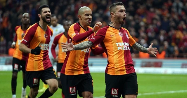 Galatasaray derbi öncesi 6'da 6 yaptı