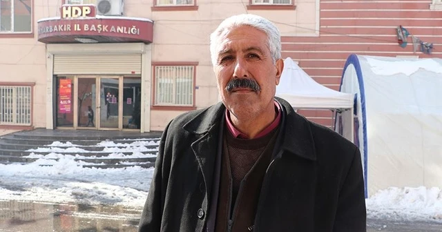 HDP önünde eylem yapan bir aile daha evladına kavuştu
