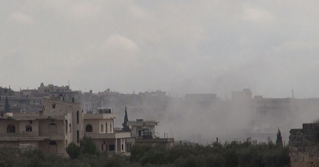 İdlib&#039;de 18 sivil yerleşim Rus bombardımanı altında