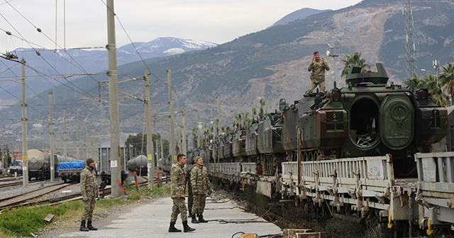 İskenderun Tren Garı&#039;ndan Suriye sınırına ZBT sevkiyatı