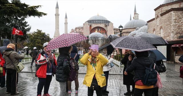 İstanbul&#039;a ocak ayında 1 milyon 17 bin turist geldi