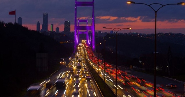 İstanbul trafiğinde yoğunluk yüzde 70&#039;i aştı