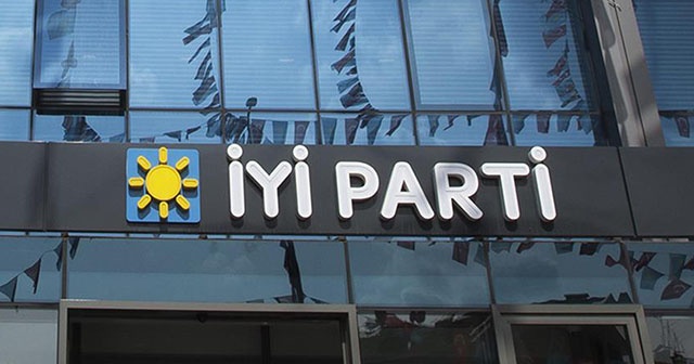 İYİ Parti'de istifa!