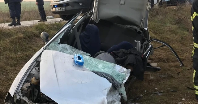 Kafa kafaya çarpıştılar: 1 ölü, 4 yaralı