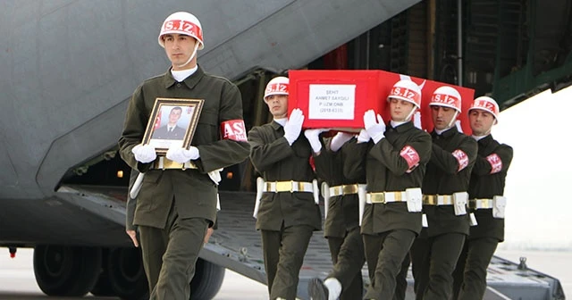 Kahramanmaraşlı şehidi aynı bölgede görev yaptığı kardeşi getirdi