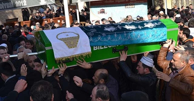 Kazada ölen Bilecikli pilot adayı son yolculuğuna uğurlandı