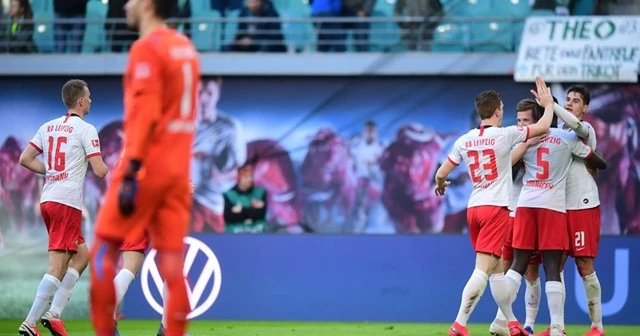 Leipzig, 3 puanı 3 golle aldı