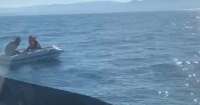 Marmara Denizi'nde tekne battı, iki kişi ölümden döndü