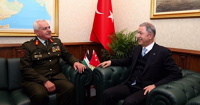 Milli Savunma Bakanı Akar Ürdün Genelkurmay Başkanını kabul etti