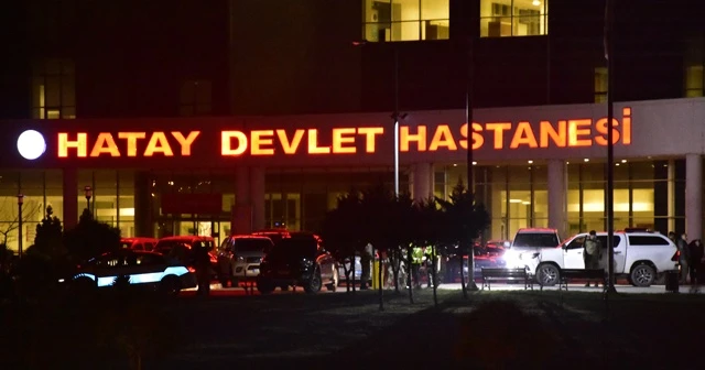 Milli Savunma Bakanı Hulusi Akar İdlib'de yaralanan Askerleri ziyaret etti