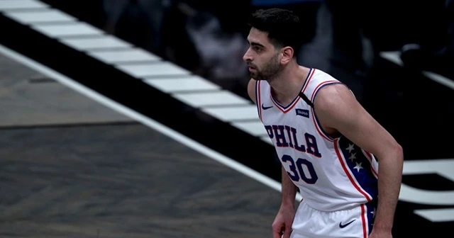 NBA'de kariyer sayı rekoru kıran Furkan Korkmaz, 76ers'ı galibiyete taşıdı