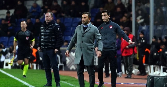 Okan Buruk, Sergen Yalçın’a karşı ilk galibiyetini aldı