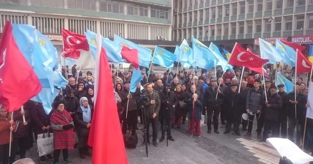 Rusya'nın Kırım'ı işgali protesto edildi