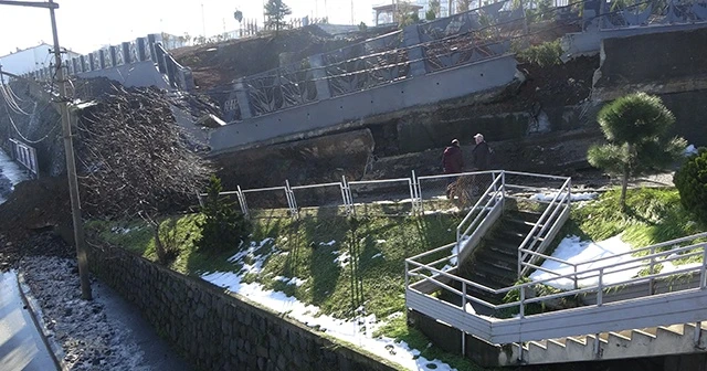 Trabzon'da karayolunun duvarı çöktü