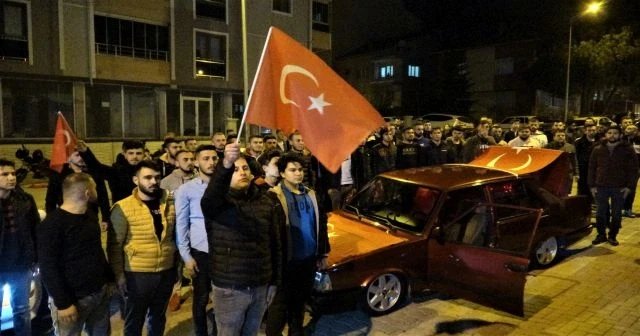 Uşak’ta vatandaşlardan kahraman Mehmetçik&#039;e destek