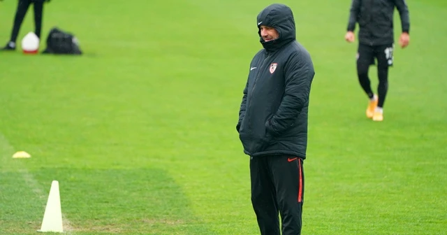 'Korona virüs abartılıyor' dedi, özel jetle Türkiye'yi terk etti