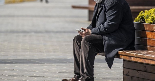 65 yaş üzeri ve kronik rahatsızlığı olanlara yönelik sokağa çıkma kısıtlamasıyla ilgili istisnalar belirlendi