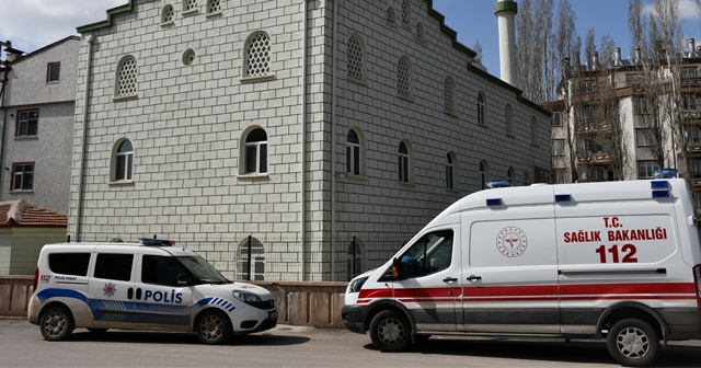 Aksaray&#039;da 47 yaşındaki adam cami tuvaletinde ölü bulundu