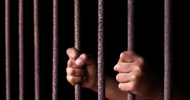 Almanya&#039;da bazı mahkumlar geçici olarak serbest bırakılıyor