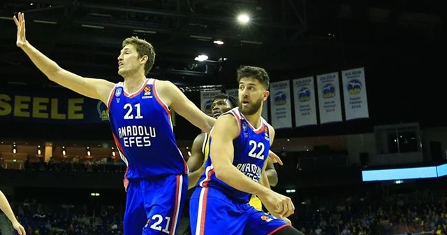 Anadolu Efes, Valencia Basket maçına 90&#039;lı yılların nostaljisiyle çıkacak