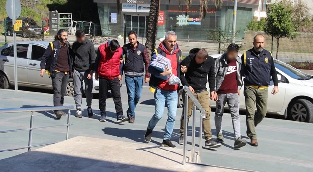 Bahşiş kutusu hırsızlarının pişkinliği